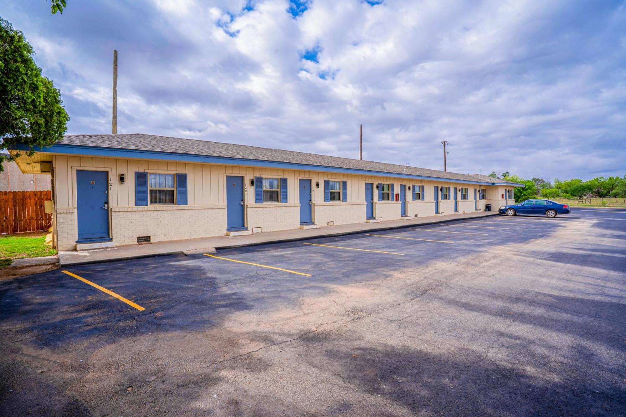 Purple Sage Motel Snyder Extérieur photo