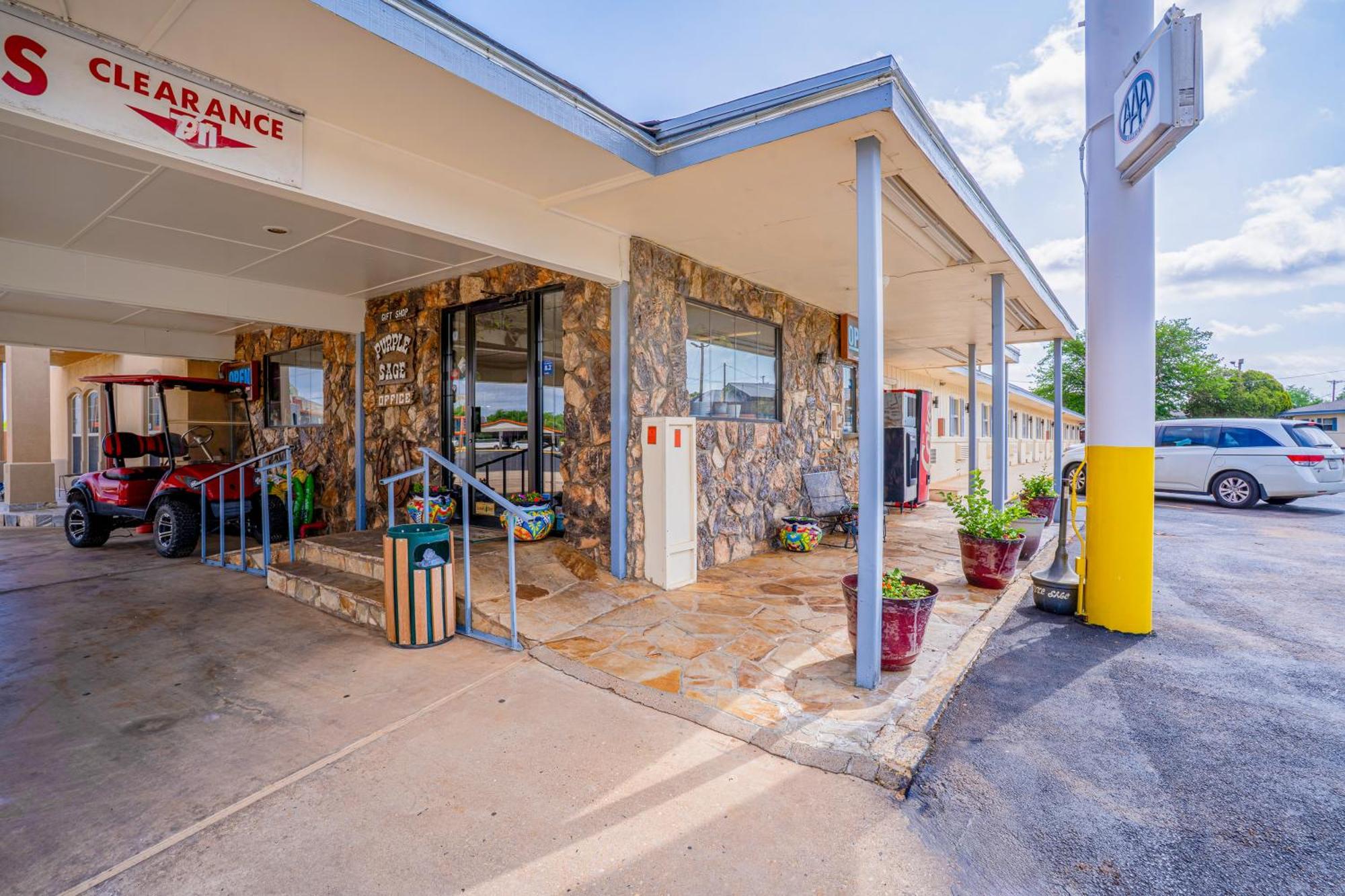 Purple Sage Motel Snyder Extérieur photo